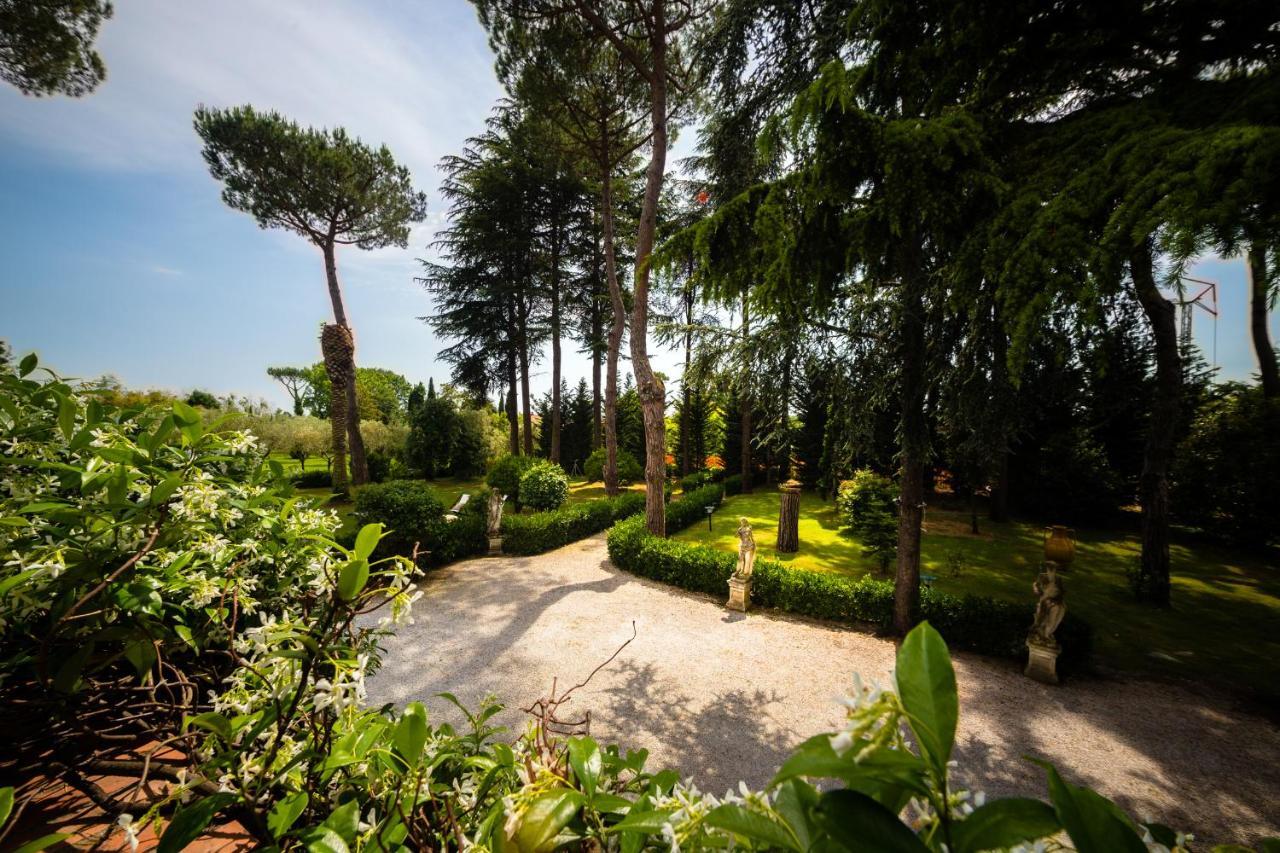 Casa Matilde Bed & Breakfast Mommio Екстериор снимка